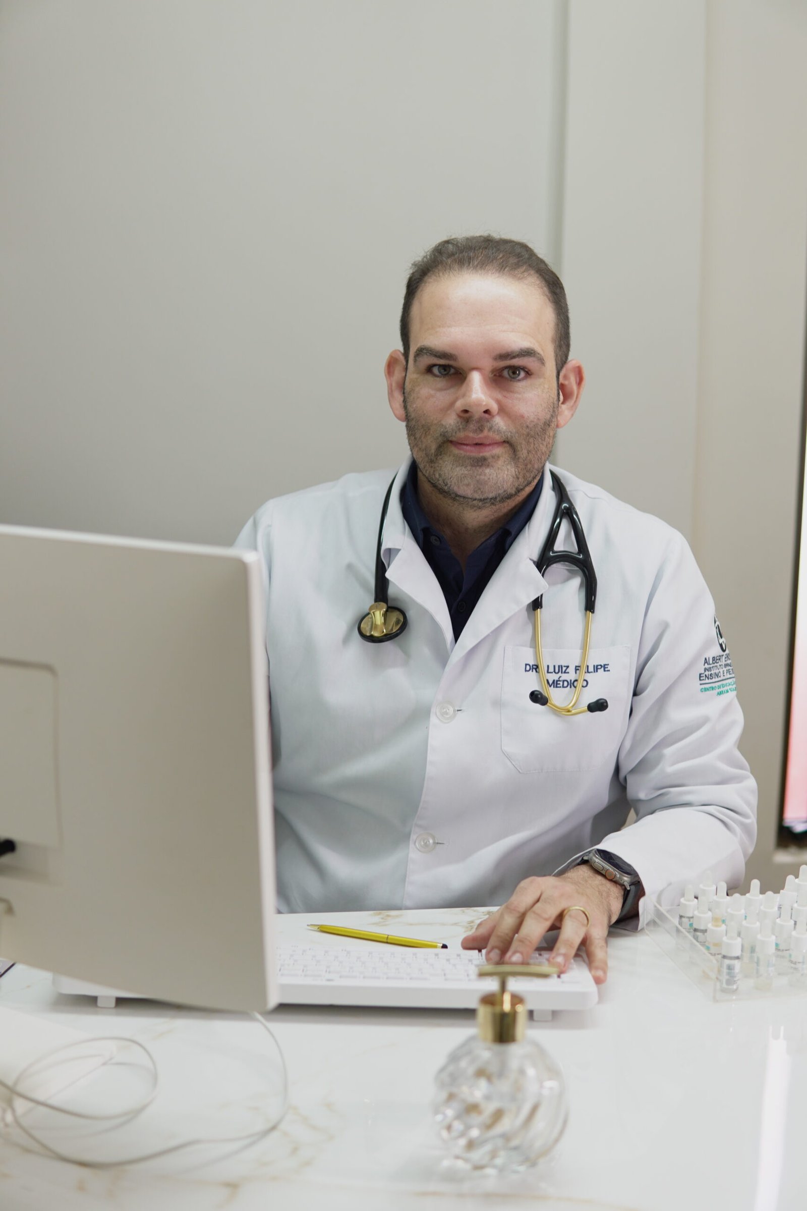 Dr. Luiz Felipe Maciel